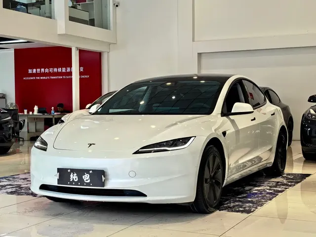 Tesla Model 3 2023 Rear-Wheel Drive