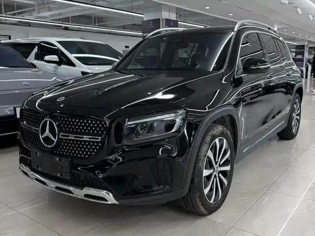 Mercedes-Benz GLB 2025 Model GLB 220 Fashion Style