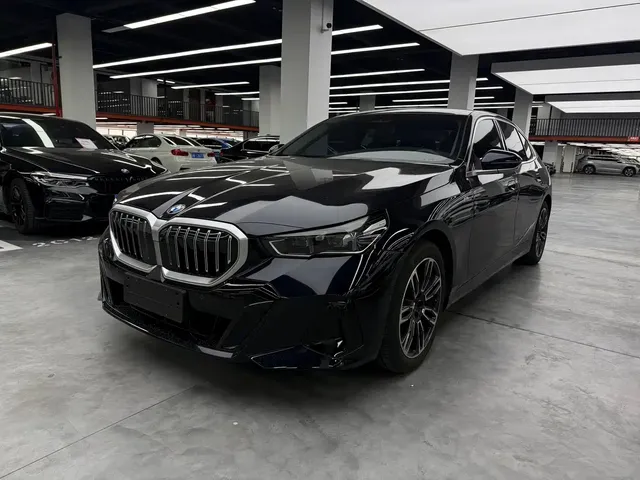 BMW 5 Series 2026 530Li Leading M Sport Package