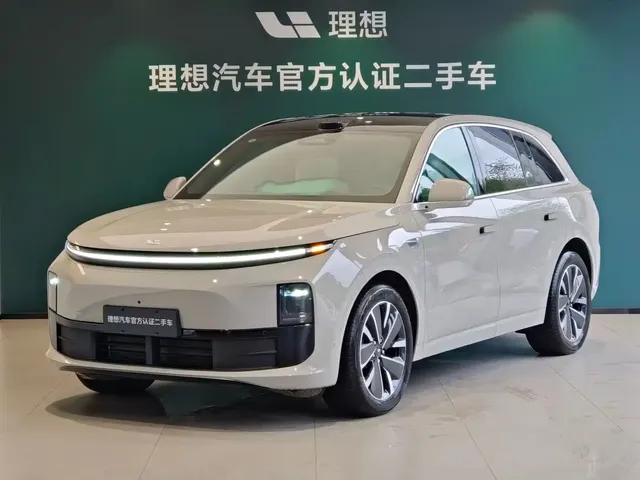 Li Auto L6 2025 Max Smart Renewal Edition