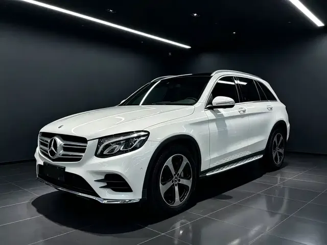 Mercedes-Benz GLC 2018 Facelift GLC 260 4MATIC Luxury