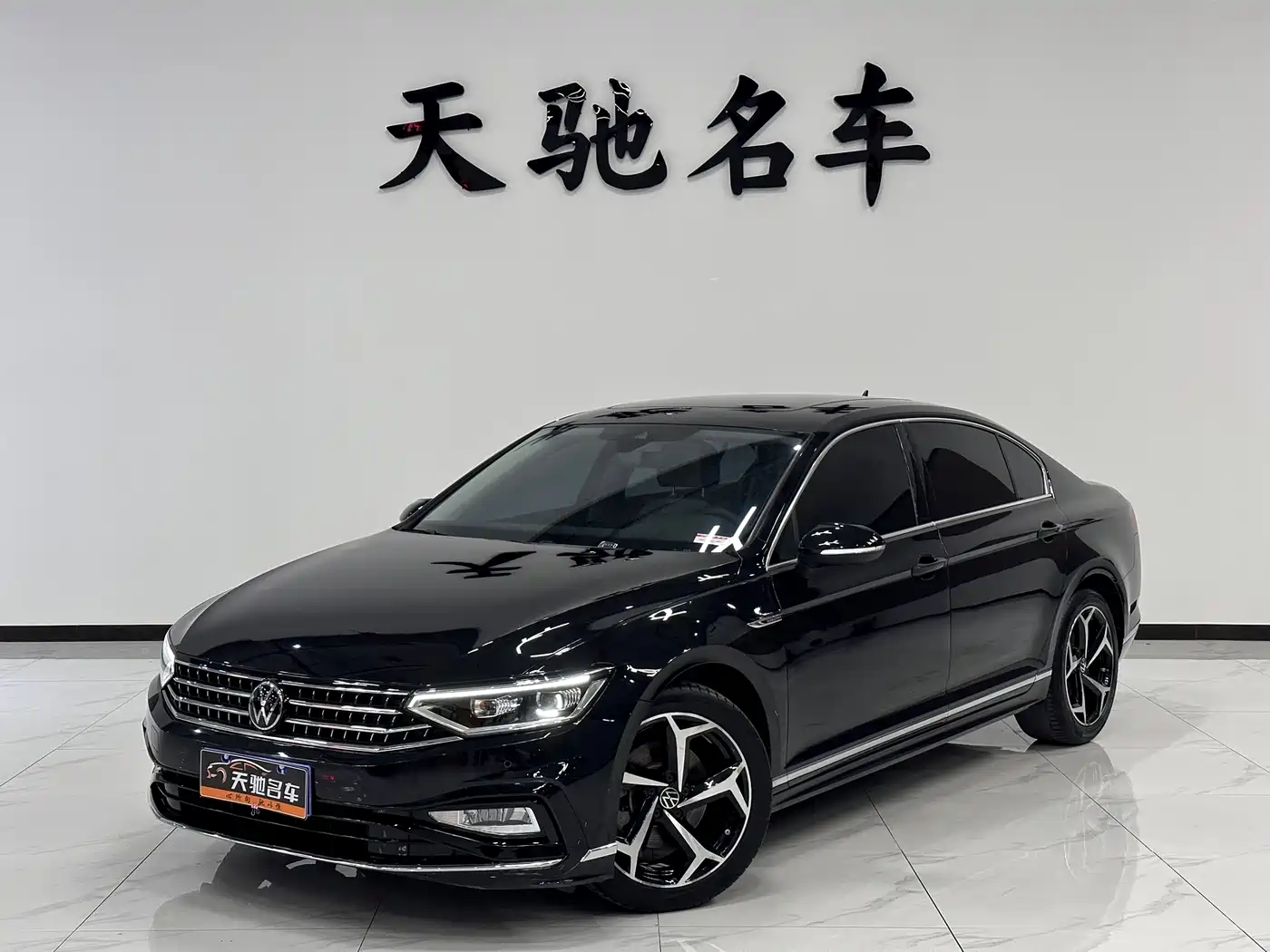 Volkswagen Magotan 2023 Model 2 Million Commemorative Edition 330TSI DSG Luxury