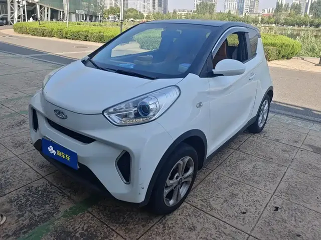 QQ New Energy Little Ant 2018 400 4-Seater Premium Smart Edition