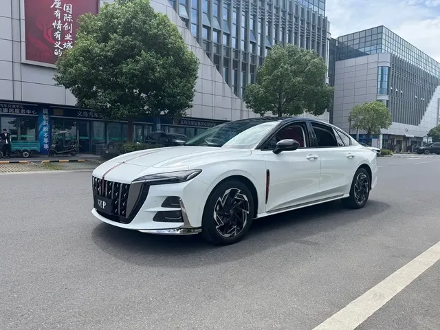 Hongqi H6 2024 Model 2.0T Leisure Edition