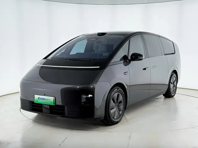Li Auto MEGA 2025 Model Home Family Special Edition