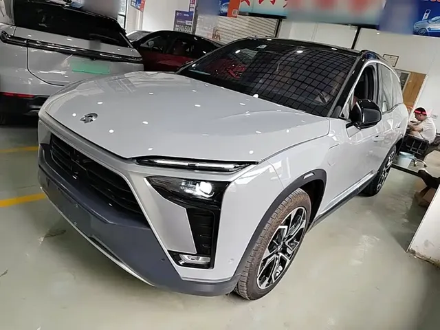 NIO ES8 2020 415KM Signature Edition 6-Seater