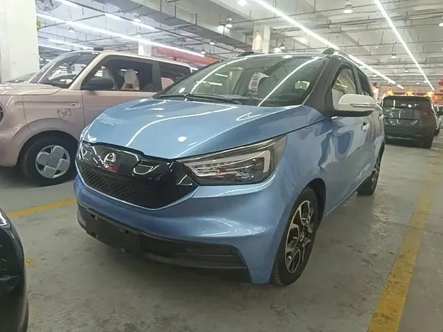 JMCG New Energy Yizhi EV3 2021 Mini Radar Yue Run Model