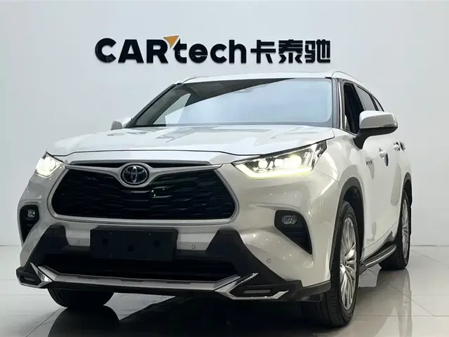 Toyota Highlander 2022 Model Dual Engine 2.5L 4WD Premium Edition 7-Seater