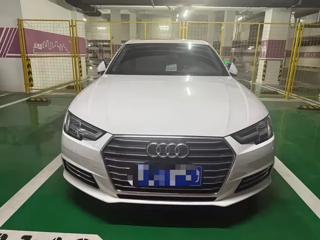 Audi A4L 2018 30th Anniversary 40 TFSI Progressive