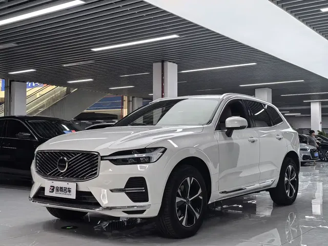 Volvo XC60 2025 B5 AWD Smart Luxury Edition