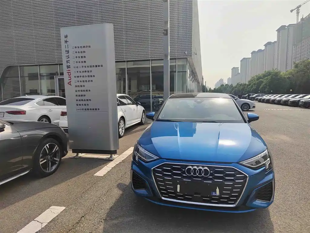 Audi A3 2021 Sportback 35 TFSI Fashion Sport