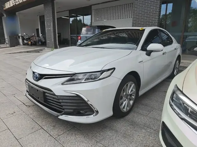 Toyota Camry 2021 Hybrid 2.5HGVP Leading Edition