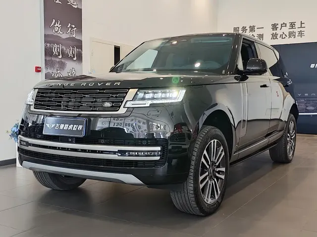 Land Rover Range Rover 2023 3.0 L6 400PS Golden Age Long Wheelbase
