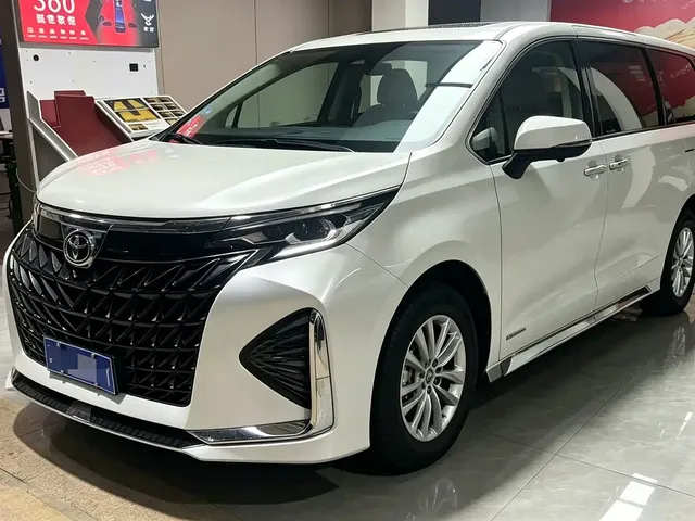 Toyota Granvia 2024 2.5L Hybrid Comfort