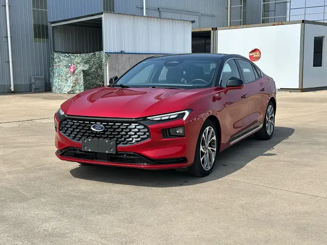 Ford Mondeo 2025 2.0T EcoBoost Premium