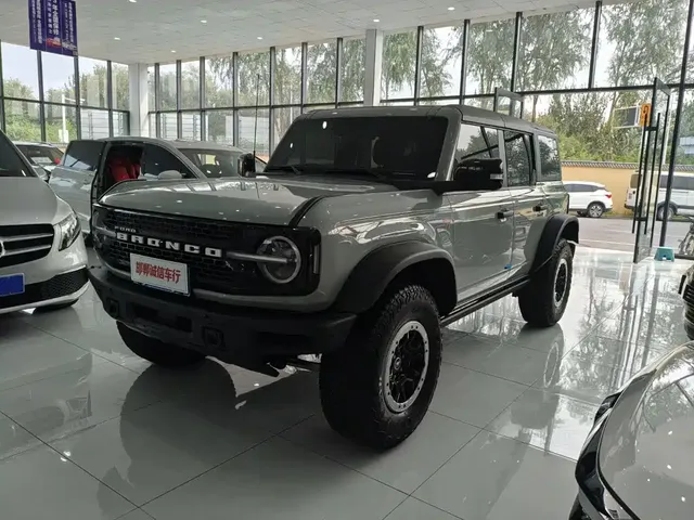 Ford Bronco 2024 2.3T Badlands