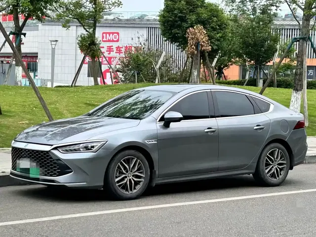 BYD Qin PLUS 2021 DM-i 55KM Flagship