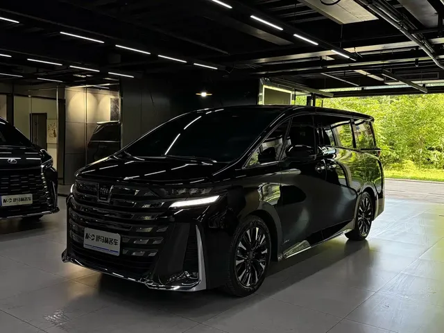 Toyota Vellfire 2024 Crown Hybrid 2.5L Executive Premium Edition
