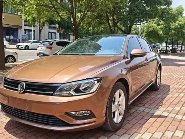 Volkswagen Lamando 2017 230TSI Manual Trend Edition