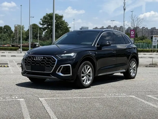 Audi Q5L 2022 40T Luxury Dynamic