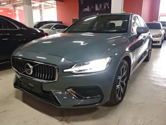 Volvo S60 2024 B4 Elegance Luxury Edition