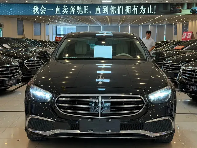 Mercedes-Benz E-Class 2022 E 300 L Fashion