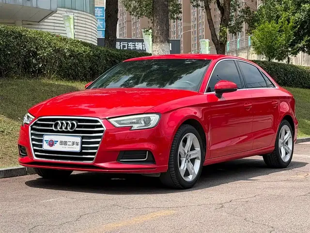 Audi A3 2019 Limousine 35 TFSI Progressive China VI