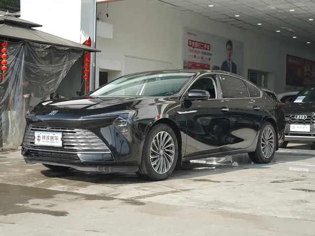 Buick LaCrosse 2023 28T Premium Edition