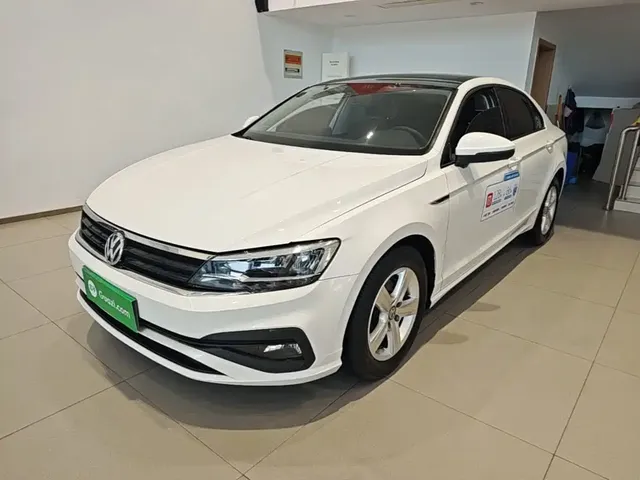 Volkswagen Lamando 2021 230TSI DSG Fashion Edition