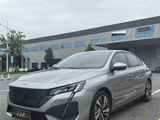 Peugeot 408 2022 1.6T Progressive Edition