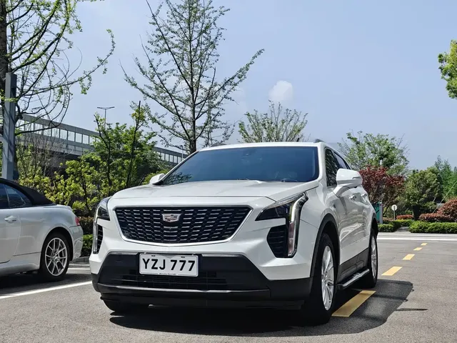 Cadillac XT4 2020 Facelift 28T 2WD Tech