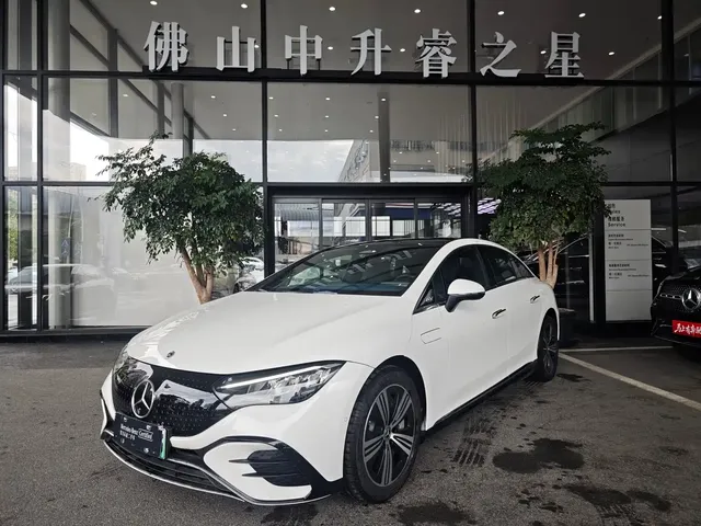 Mercedes-Benz EQE 2025 500 4MATIC Pioneer