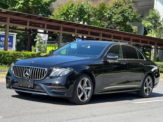 Mercedes-Benz E-Class 2018 E 300 L Sport Fashion