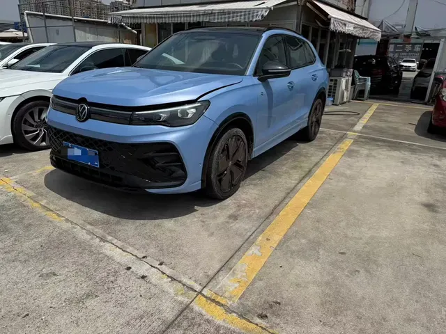 Volkswagen Tiguan L 2024 PRO 380TSI 4WD R-Line Premium Edition