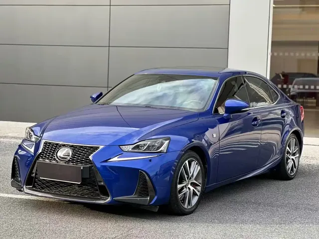 Lexus IS 2017 300 F SPORT