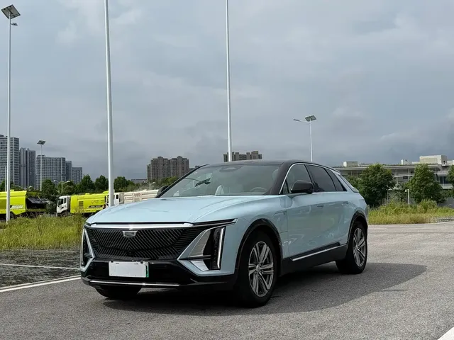 Cadillac IQ Rui Ge 2022 RWD Long Range Luxury Edition