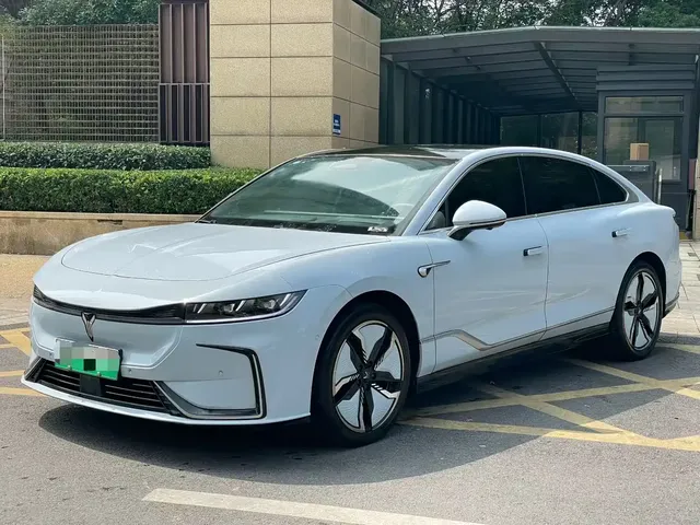 Voyah Auto VOYAH Zhuiguang 2023 4WD Flagship Edition