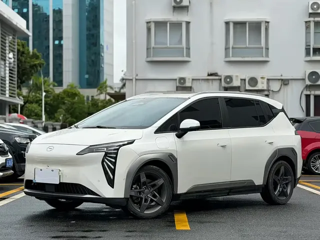 Aion Y 2022 Plus 80 Intelligent Driving Edition