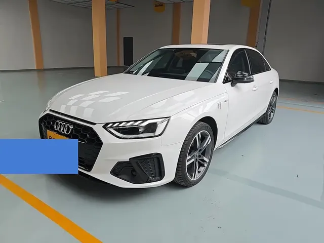 Audi A4L 2022 40 TFSI Luxury Dynamic