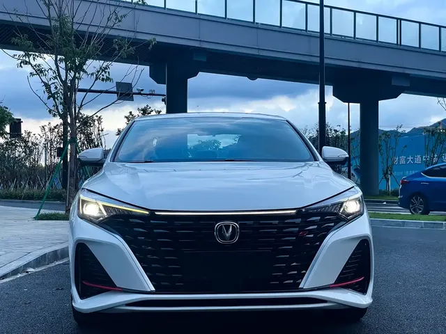 Changan Eado 2022 PLUS Blue Whale NE 1.4T GDI DCT Flagship