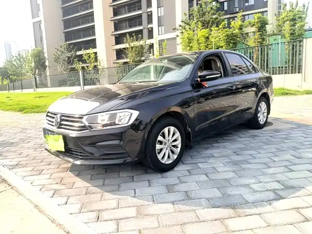 Volkswagen Bora 2018 1.5L Manual Fashion