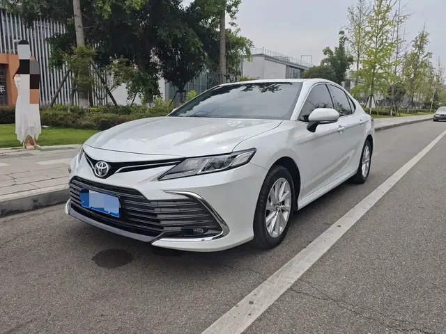 Toyota Camry 2023 2.0G Luxury Edition