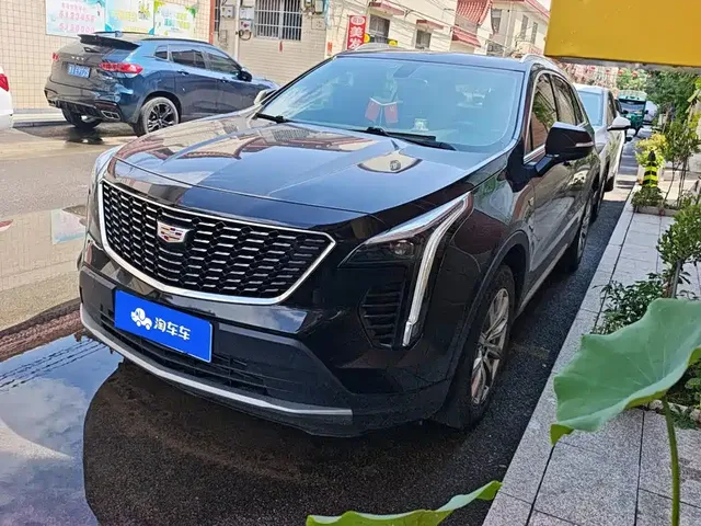Cadillac XT4 2021 28T FWD Luxury Edition