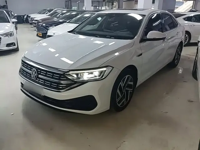 Volkswagen Sagitar 2023 300TSI DSG Surpassing Edition