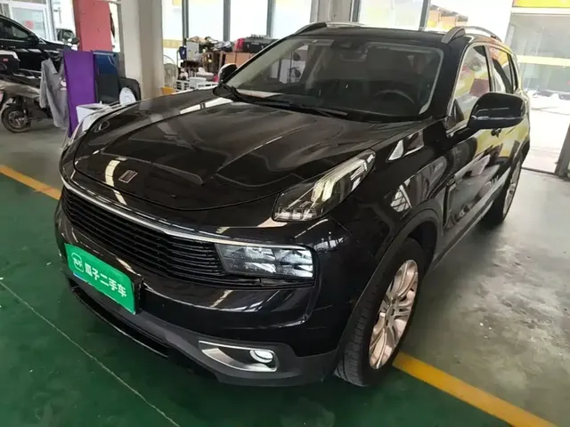Lynk & Co 01 2017 2.0T 2WD Pro Version