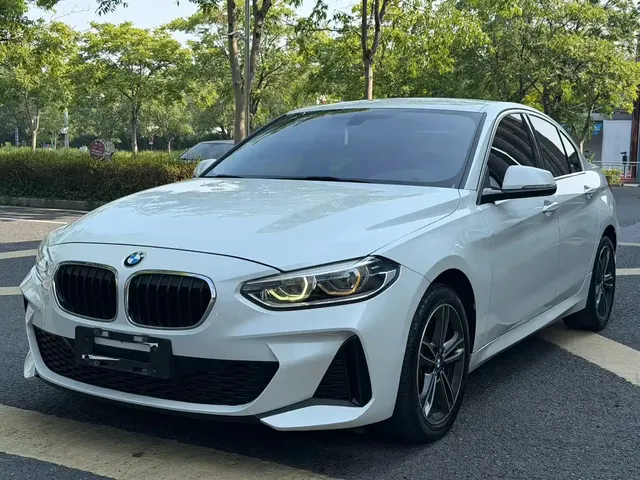 BMW 1 Series 2021 120i M Sport