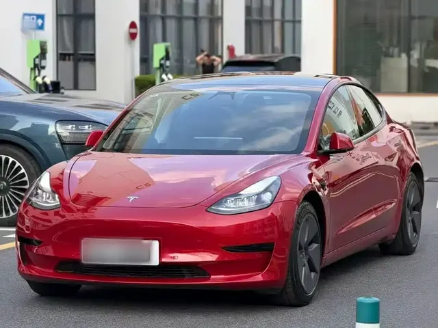 Tesla Model 3 2021 Standard Range Rear-Wheel Drive Upgrade