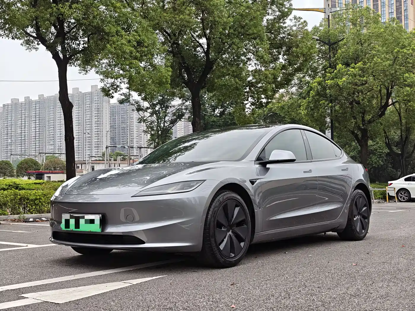 Tesla Model 3 2025 Model Year Facelift Long Range All-Wheel Drive