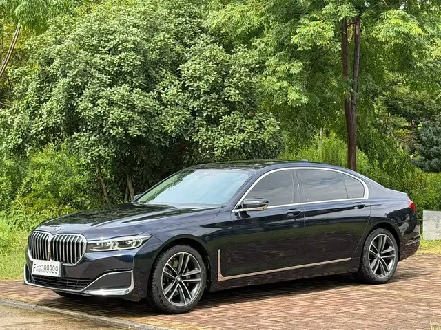 BMW 7 Series 2019 730Li Luxury Package