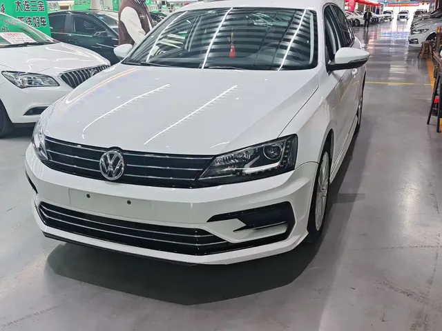 Volkswagen Sagitar 2018 280TSI DSG Spark Edition